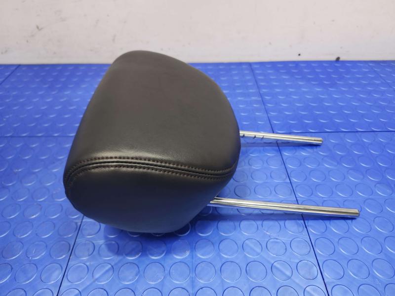 2013 Infiniti FX35 Headrest