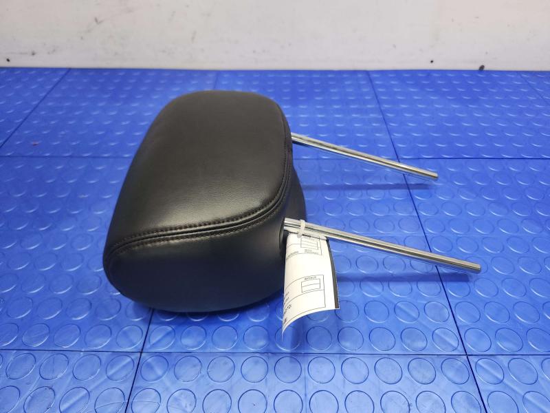 2013 Infiniti FX35 Headrest