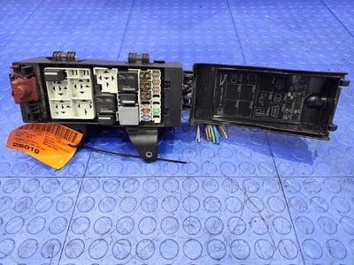 2019 Jaguar F-Pace Engine Fuse Box