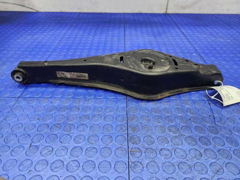 2020 Volkswagen Passat Lower Control Arm Rr