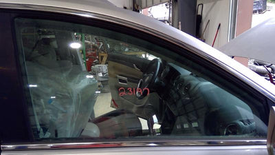 2008 Saturn Vue Front Door Glass/Window
