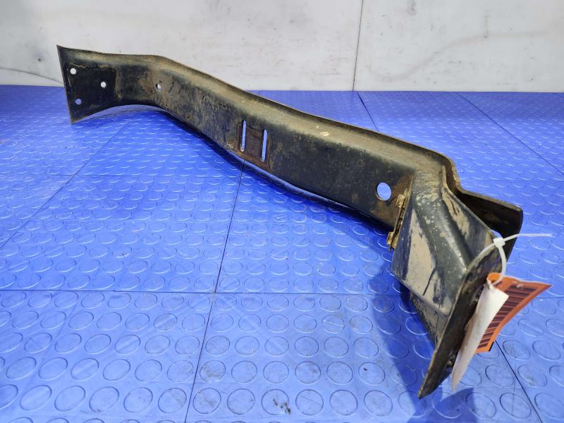 2005 Ford F-350 Super Duty Trans. Crossmember