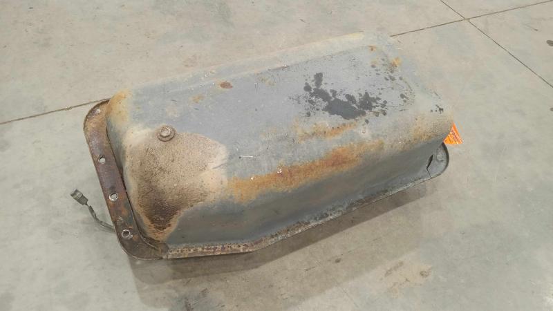 1985 Toyota Hilux Fuel Tank Assembly