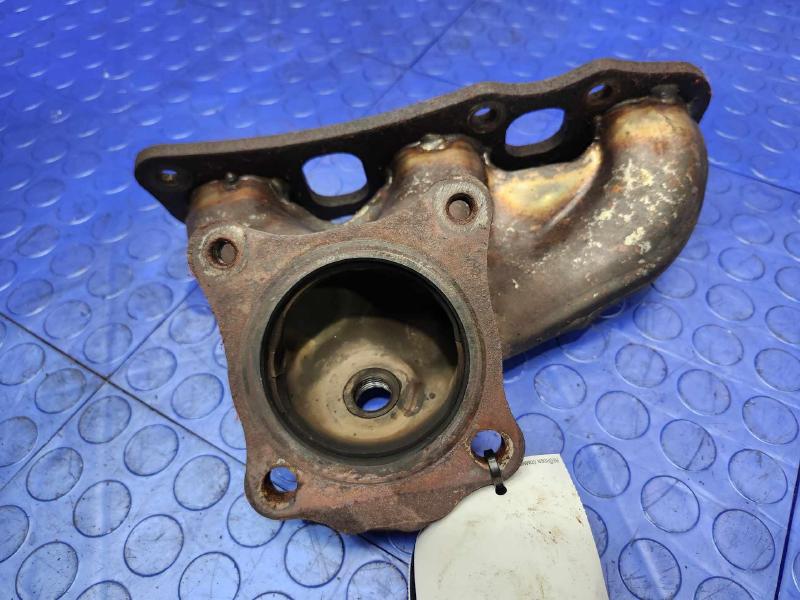 2017 Nissan Maxima Exhaust Manifold