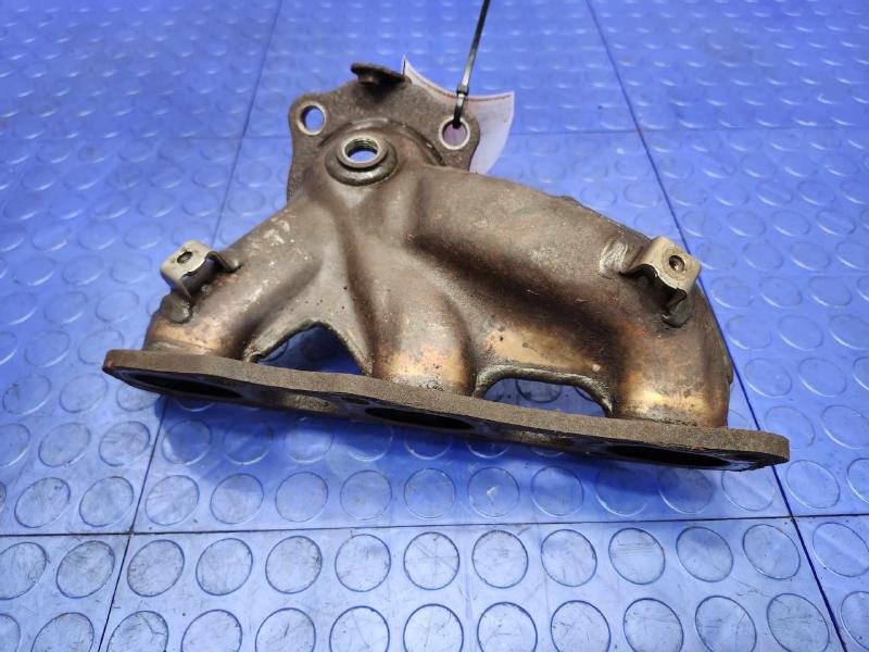 2017 Nissan Maxima Exhaust Manifold