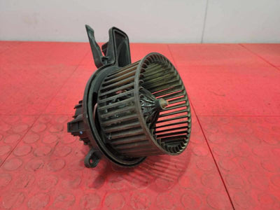 2013 GMC Yukon Blower Motor