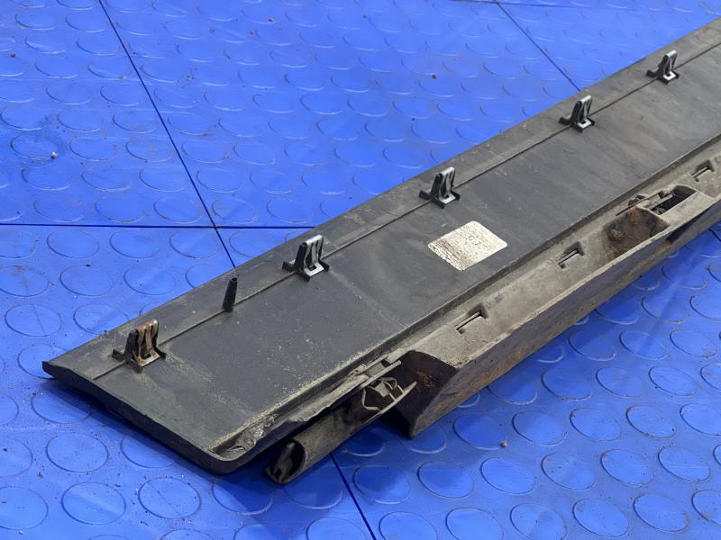 2011 Ford Explorer Rocker Moulding