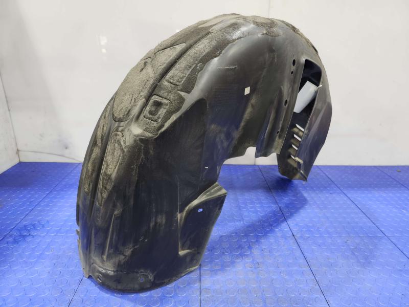 2013 Chrysler 300 Inner Fender Liner