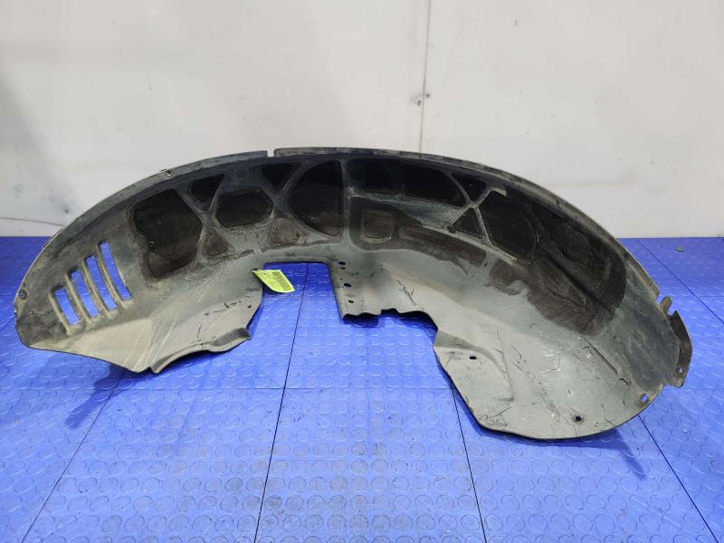 2013 Chrysler 300 Inner Fender Liner