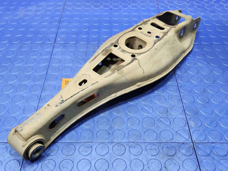 2019 GMC Terrain Lower Control Arm Rr