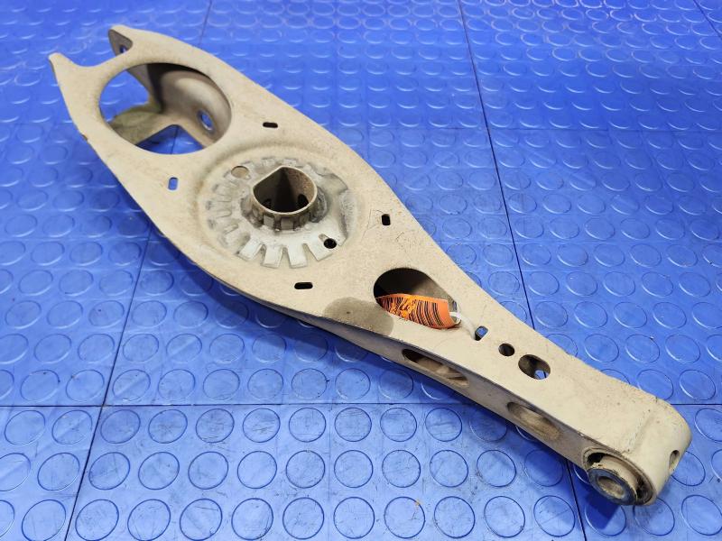 2019 GMC Terrain Lower Control Arm Rr