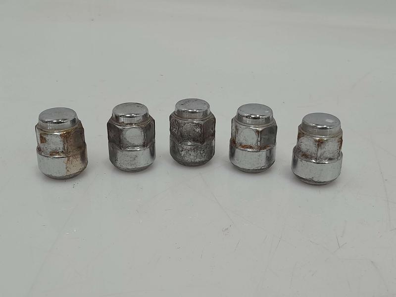 2015 Acura MDX Lug Nuts