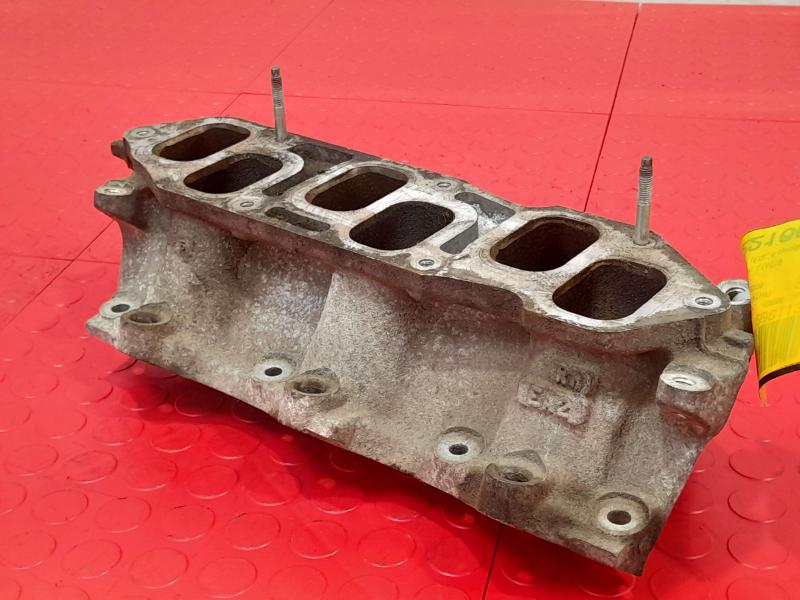 2006 Nissan Pathfinder Intake Manifold