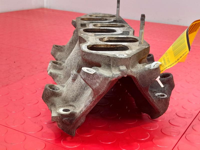 2006 Nissan Pathfinder Intake Manifold