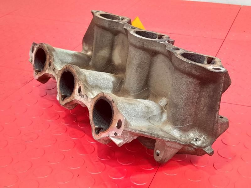 2006 Nissan Pathfinder Intake Manifold