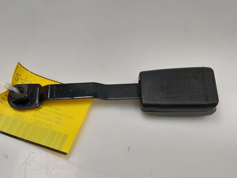 2006 Chevrolet Cobalt Front Seat Belt