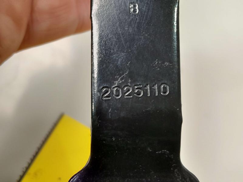 2006 Chevrolet Cobalt Front Seat Belt