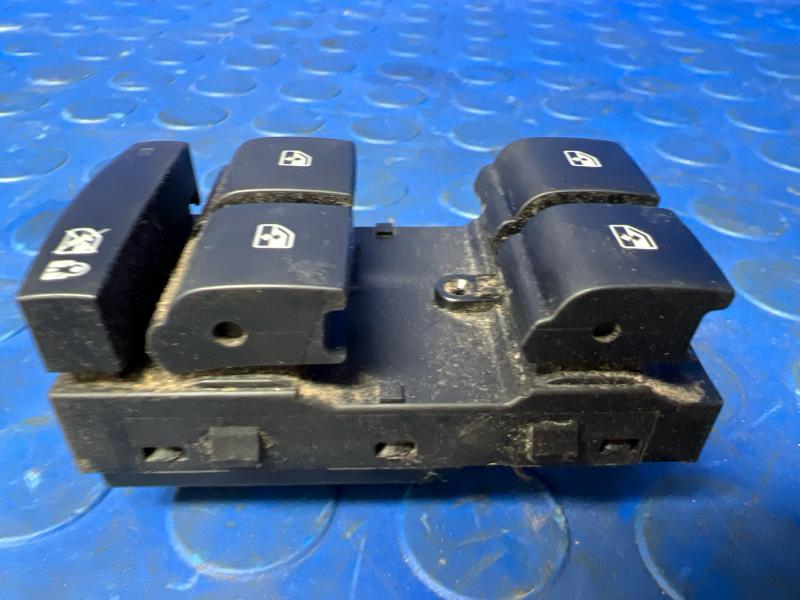 2012 Buick LaCrosse Door Switch Front