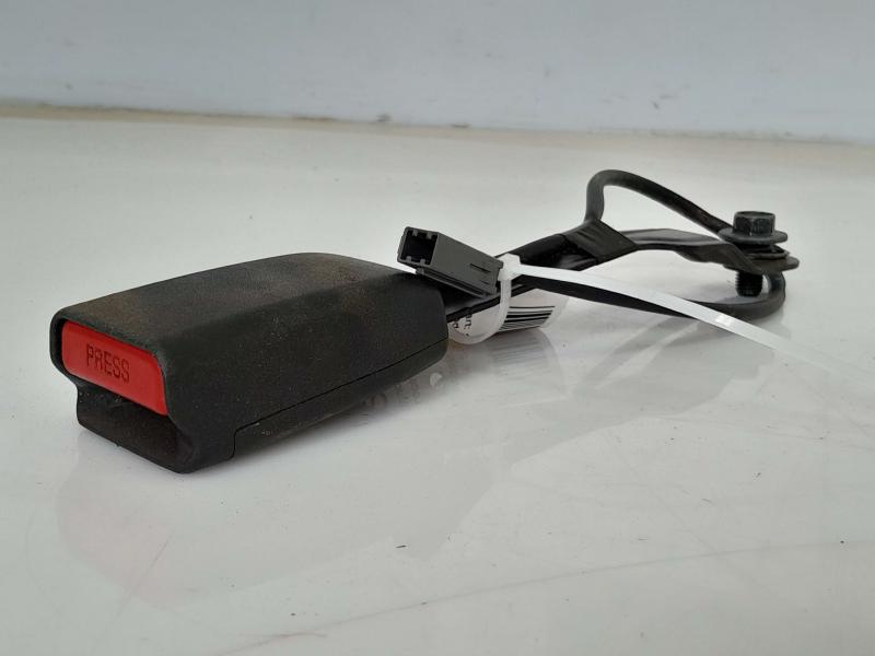 2016 Mazda CX-9 Front Seat Belt