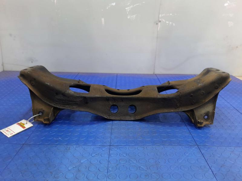 2003 Subaru Impreza Crossmember/Cradle/Undercarria