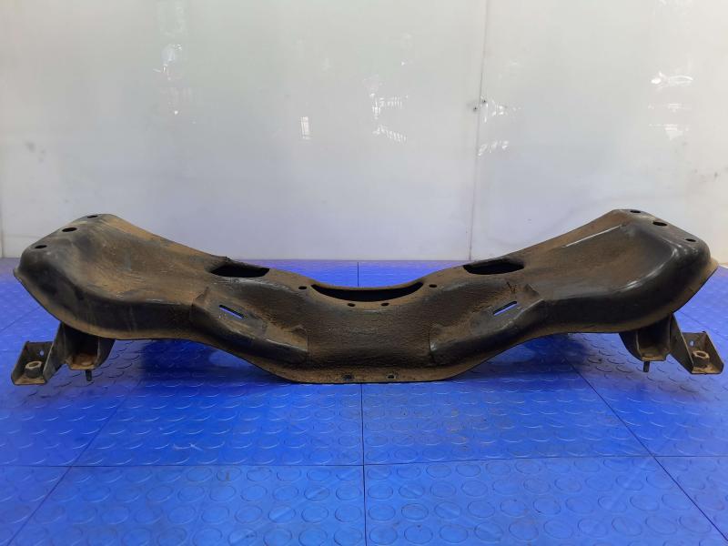 2003 Subaru Impreza Crossmember/Cradle/Undercarria
