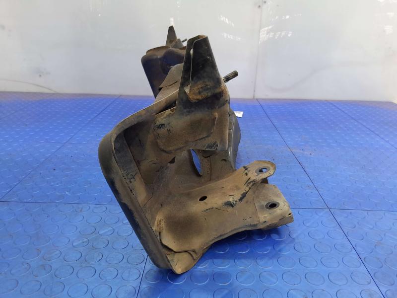 2003 Subaru Impreza Crossmember/Cradle/Undercarria
