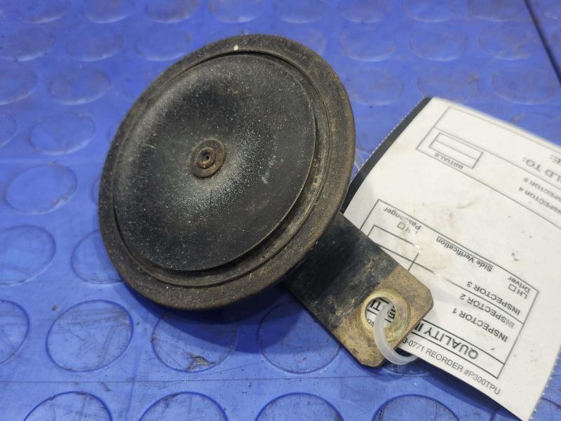1988-1993 Isuzu NPR Horn OEM MBL-2B 12V 3A 110dB Genuine