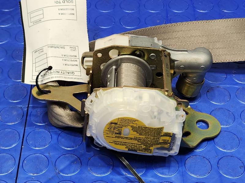 2002 Toyota Camry Front Seat Belt