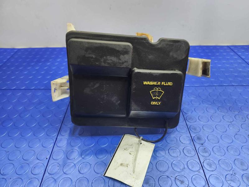 1998-2006 Ford F-150 Windshield Washer Fluid Reservoir Assembly OEM 7L3Z17618A