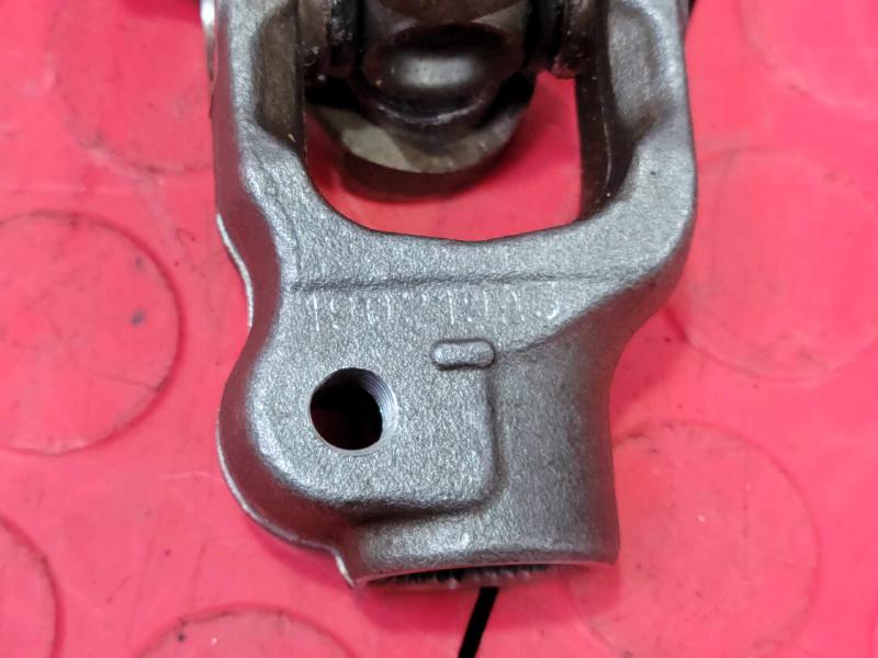 2020-2024 Nissan Versa Lower Steering Shaft / Joint Assembly OEM 480805EE0A