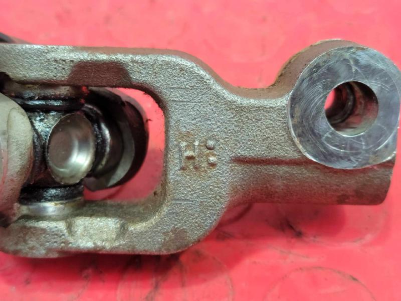 2020-2024 Nissan Versa Lower Steering Shaft / Joint Assembly OEM 480805EE0A