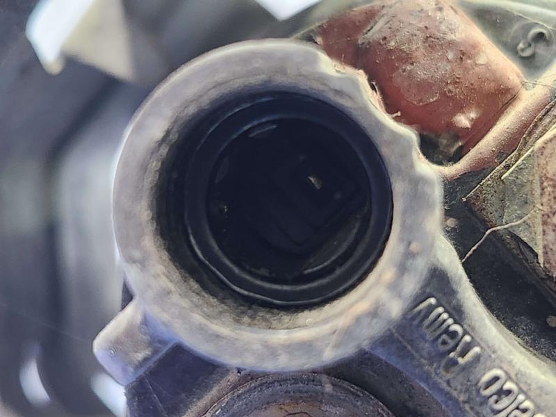 2012 GMC Yukon Starter Motor
