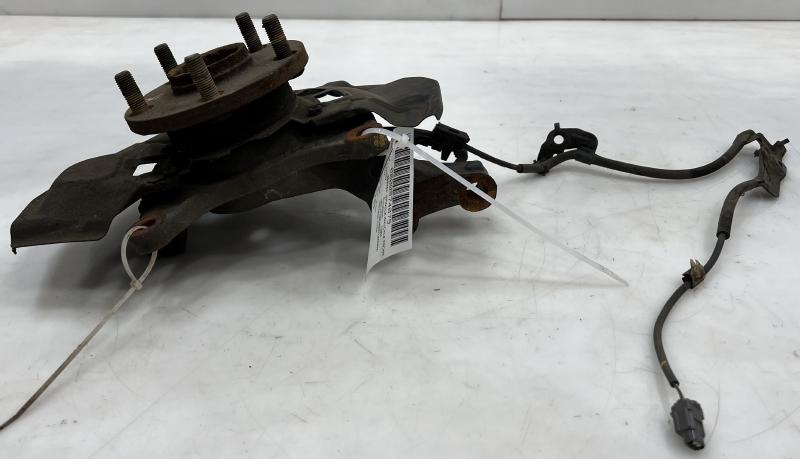 2004 - 2009 Toyota Camry 2.4L Front Spindle Knuckle w/ Hub RH Passenger Side OEM 43211AA010