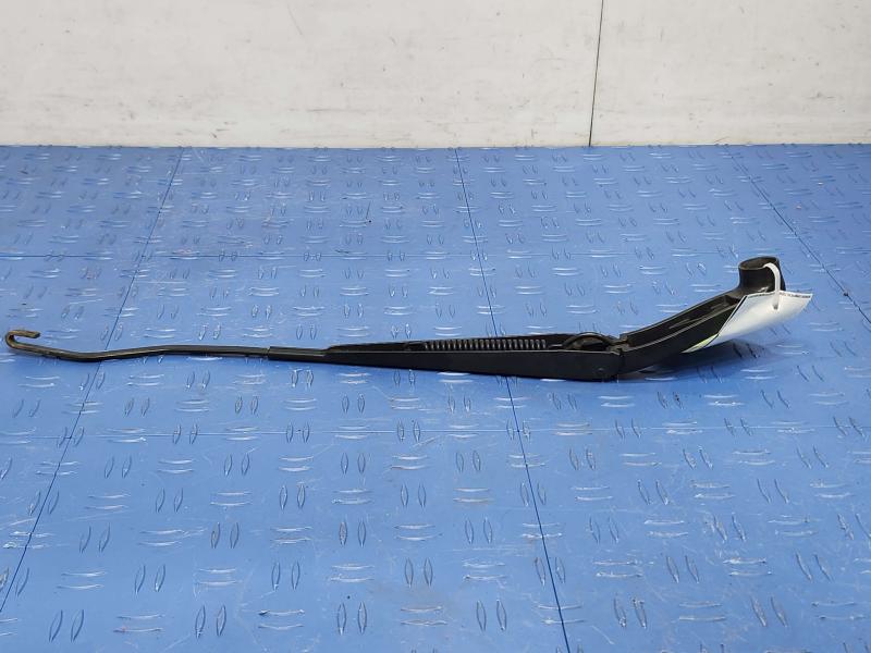 2015 Chevrolet Tahoe Wiper Arm