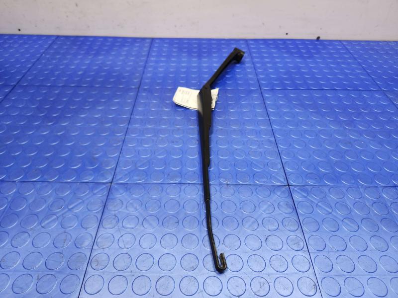 2022 Nissan Altima Wiper Arm