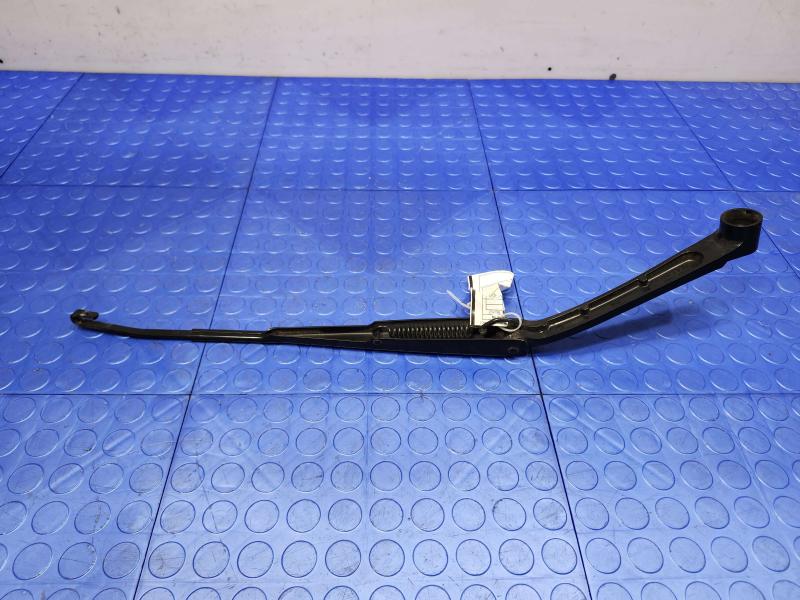 2022 Nissan Altima Wiper Arm
