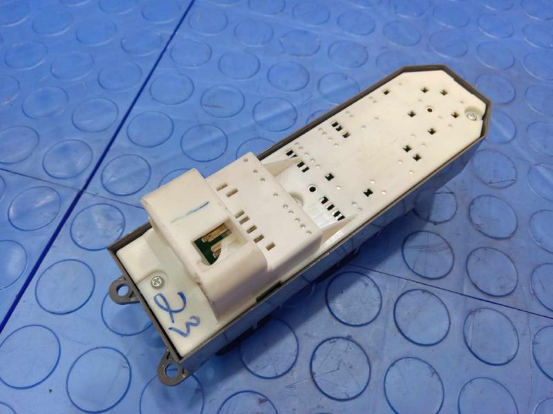 2008-2013 Toyota Highlander Master Window Switch Assembly Replaces OEM 8482006061