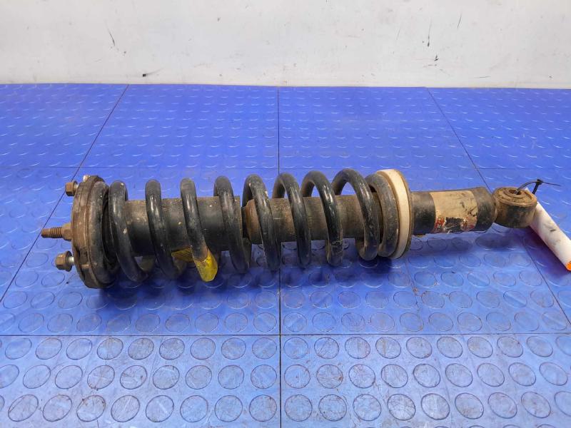 2004 Toyota Tacoma Strut Assembly
