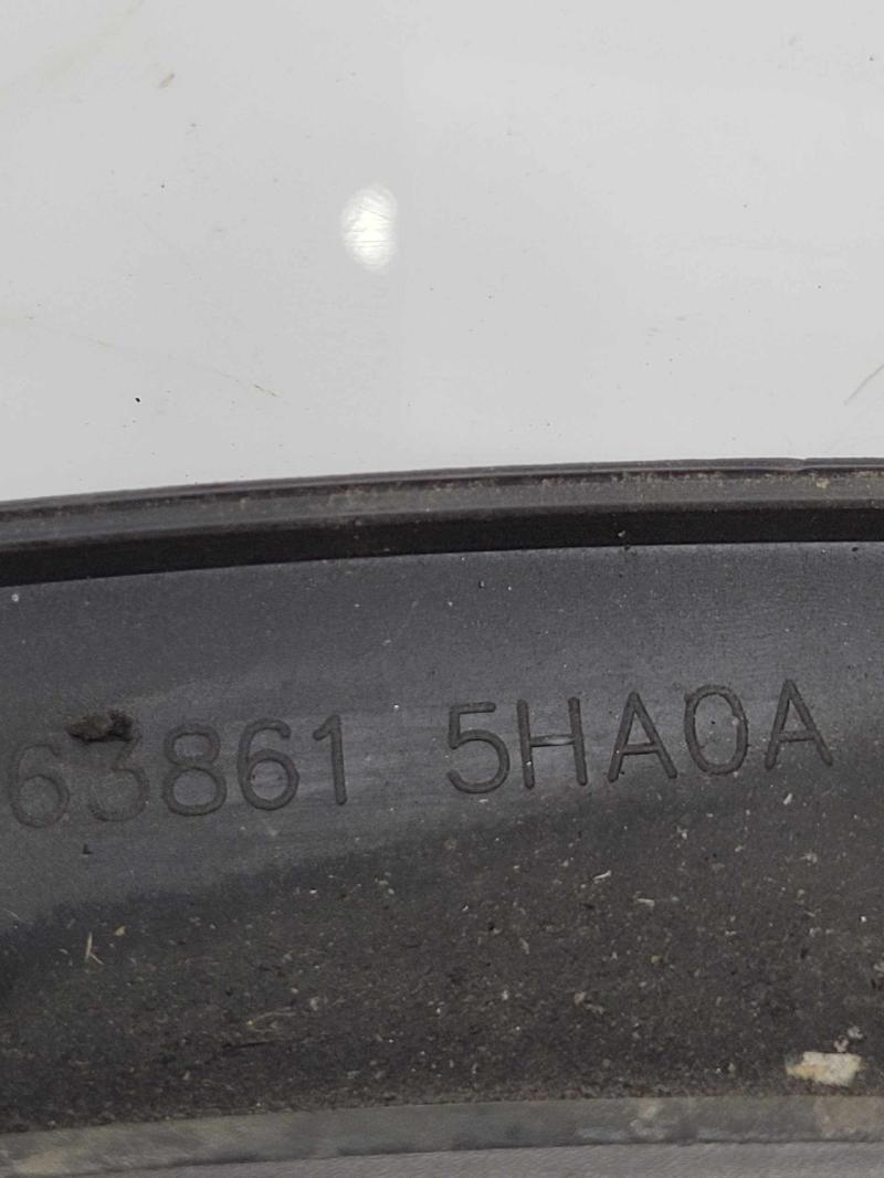2015 Nissan Rogue Wheel Opening Moulding