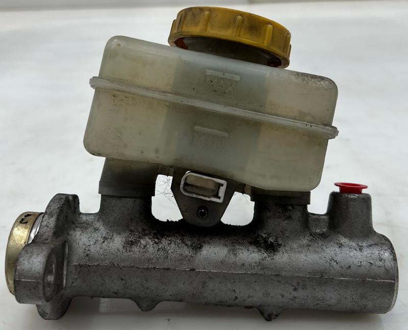 2002 Subaru Impreza Master Cylinder