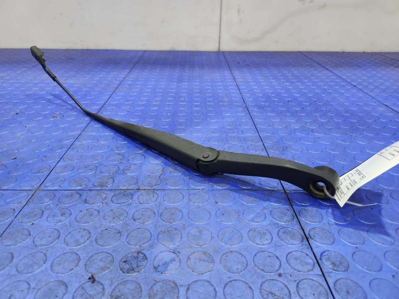 2014 Chevrolet Spark Wiper Arm