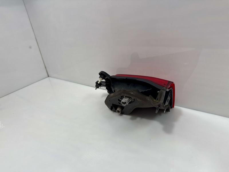 2012 Subaru Legacy Tail Light Assembly