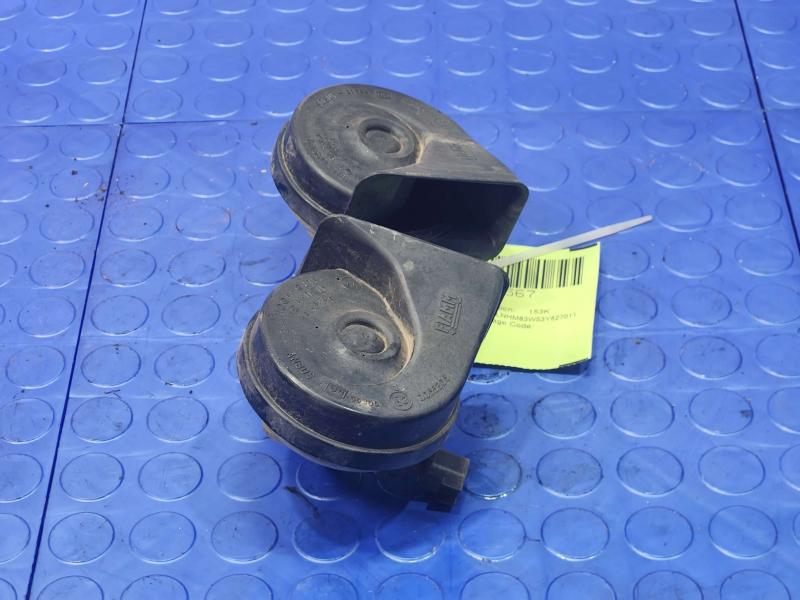 2003-2004 Lincoln Towncar Dual Note Horn Assembly Genuine OEM 3W1Z13832AA