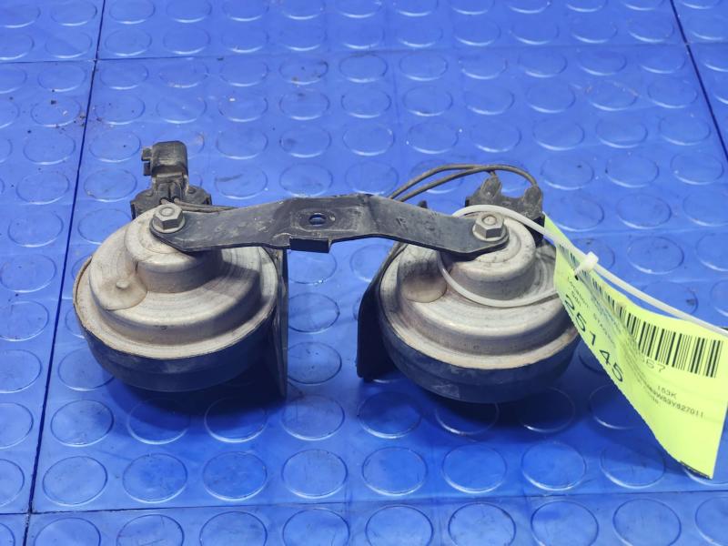 2003-2004 Lincoln Towncar Dual Note Horn Assembly Genuine OEM 3W1Z13832AA