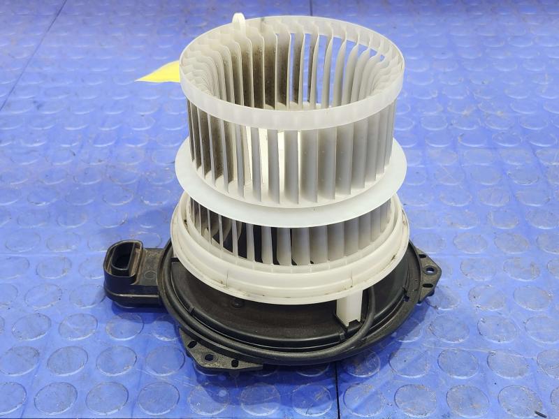 2017 Toyota Prius Blower Motor