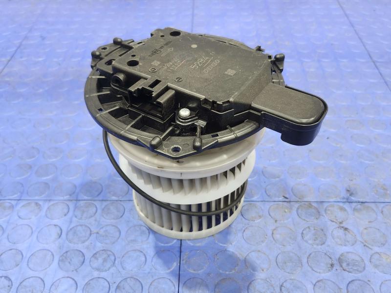 2017 Toyota Prius Blower Motor