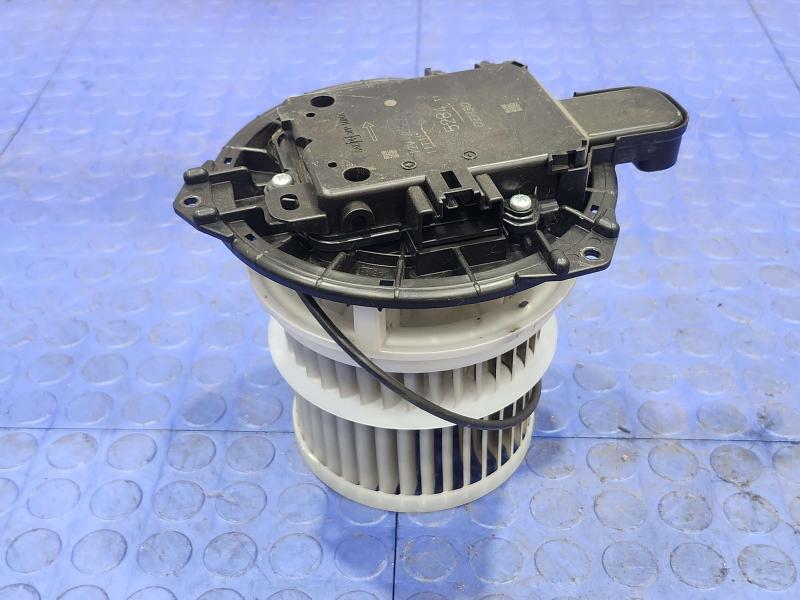 2017 Toyota Prius Blower Motor