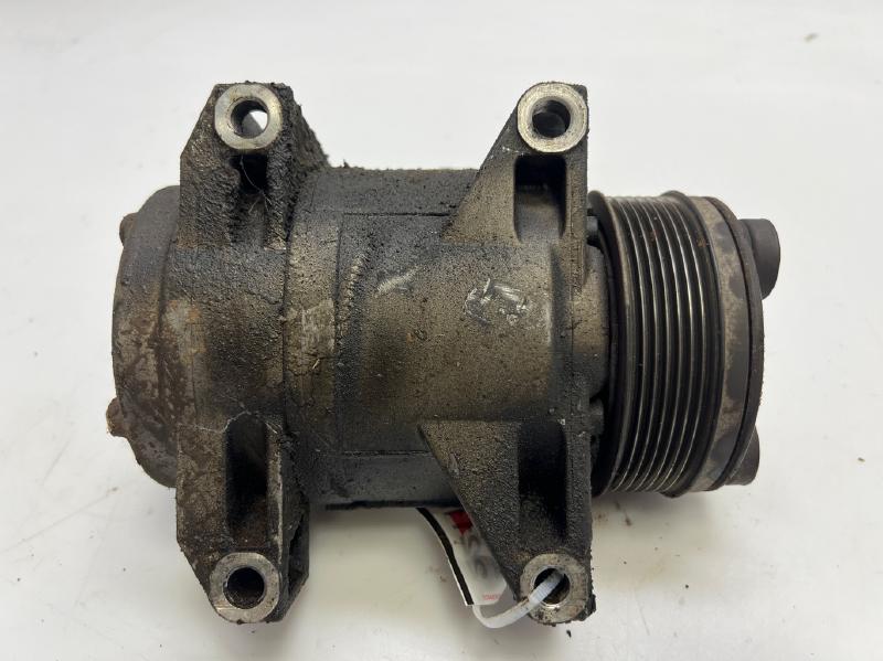 2004 - 2006 Nissan Titan Armada QX56 AC Compressor OEM 926007S000