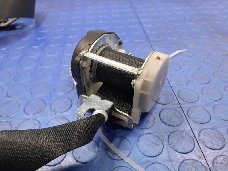 2014 Nissan Versa Rear Seat Belt