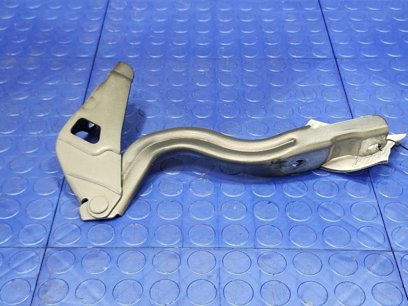 2013 Hyundai Accent Hood Hinge